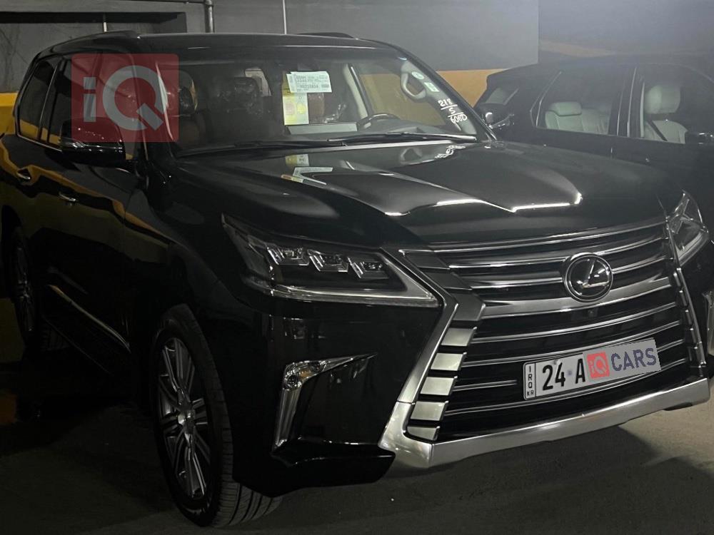 Lexus LX